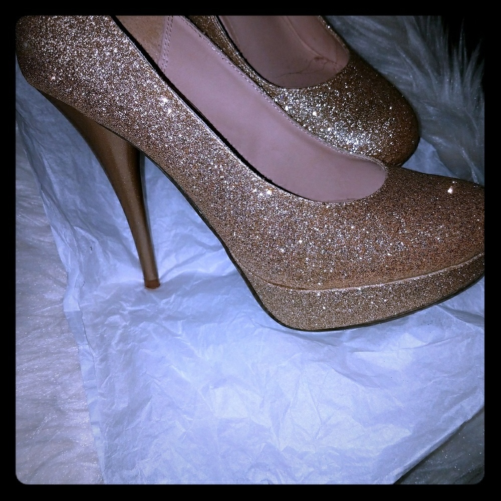 Women's shoes